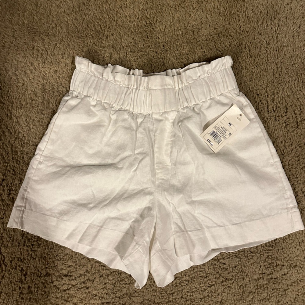 Linen shorts size xs